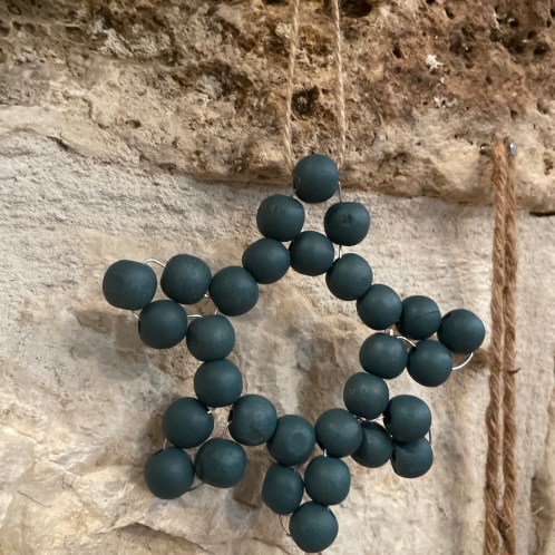 Suspension étoile ☆ perles bleu canard 12*12cm avec ficelle jute-PE22