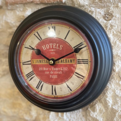 Pendule Hotel St James ☆ fer noir 4*21*21cm